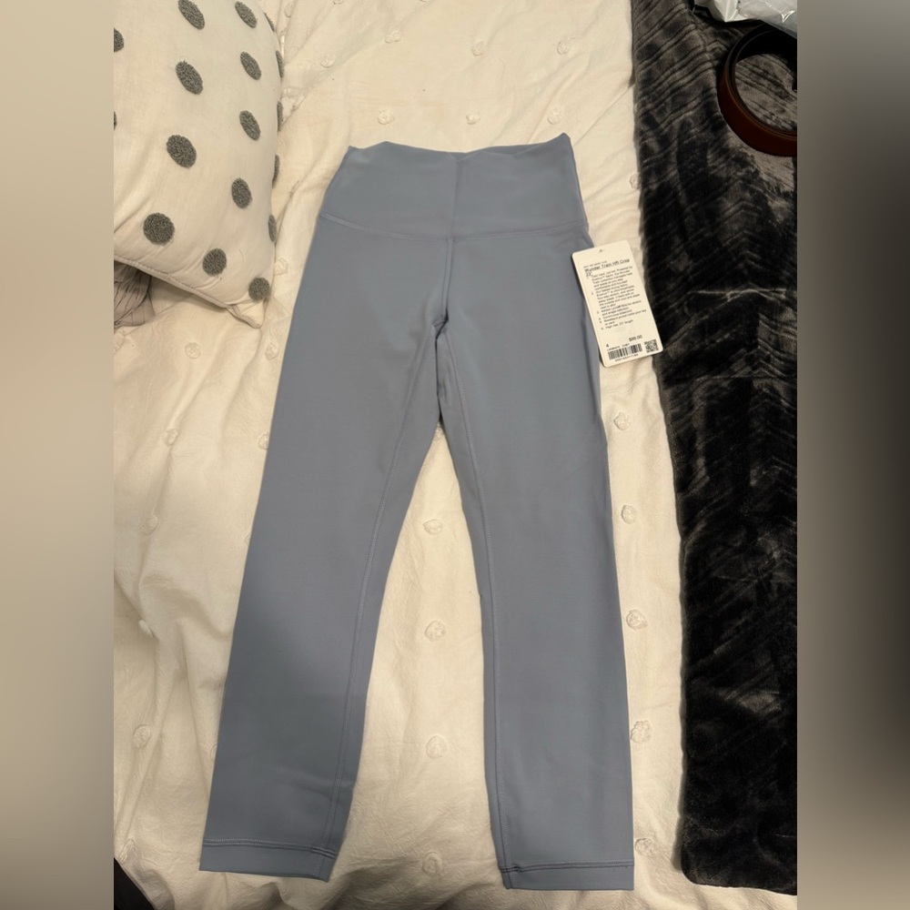 Lululemon Wunder Train HR Crop 23”